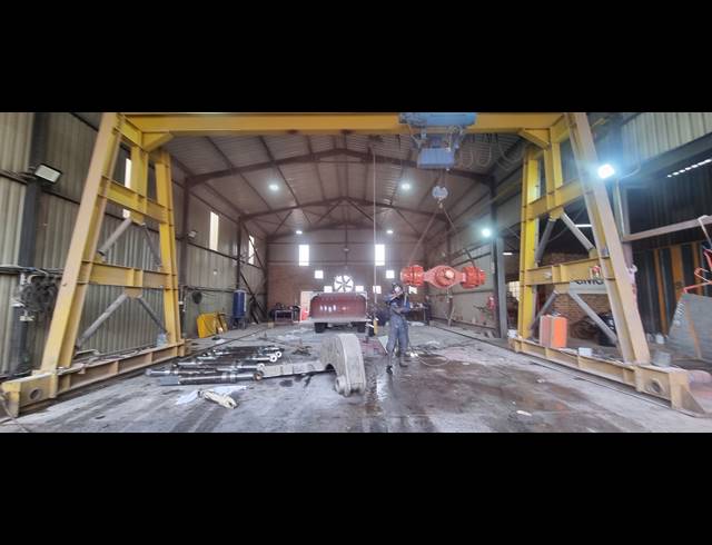 3,500M² FACTORY FOR SALE IN ANDERBOLT